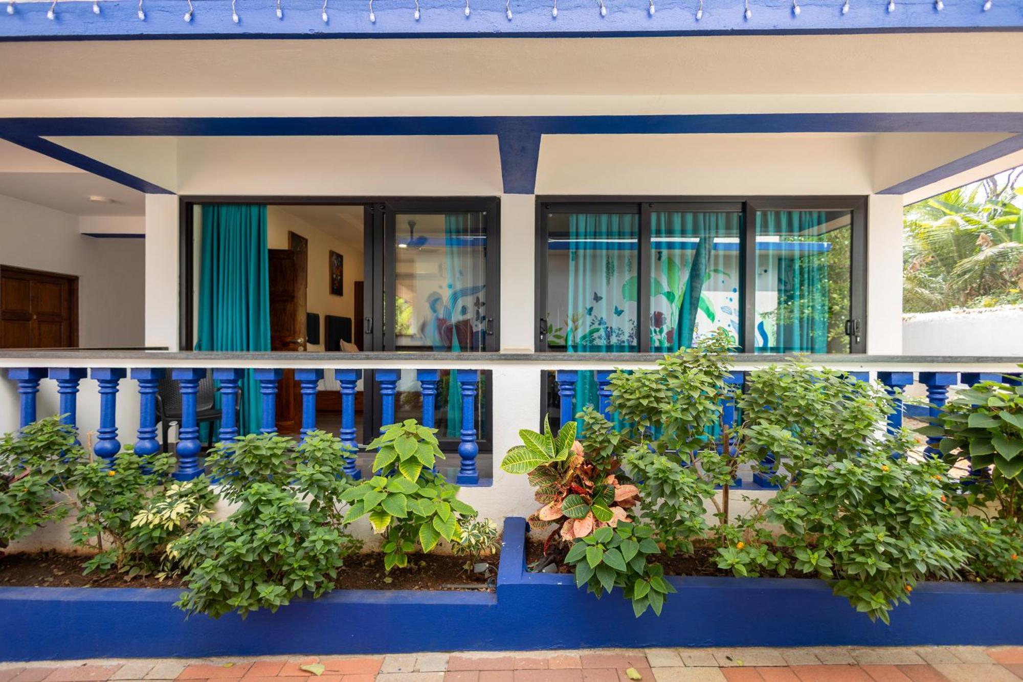 Anjuna Blue Resort ภายนอก รูปภาพ
