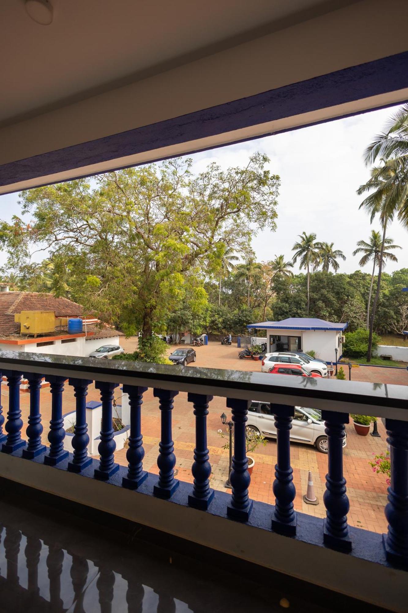 Anjuna Blue Resort ภายนอก รูปภาพ
