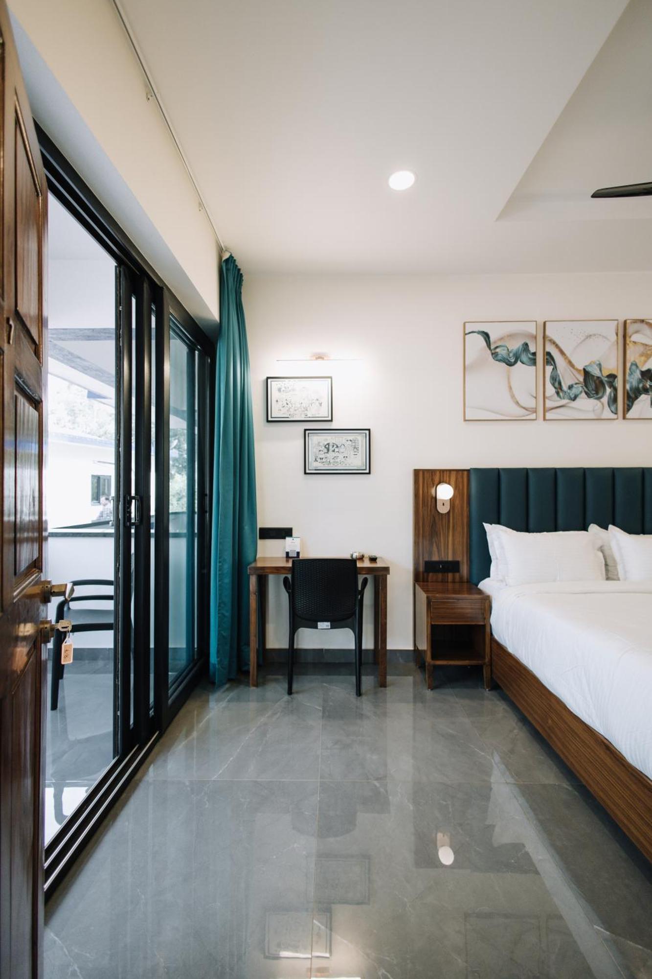 Anjuna Blue Resort ภายนอก รูปภาพ
