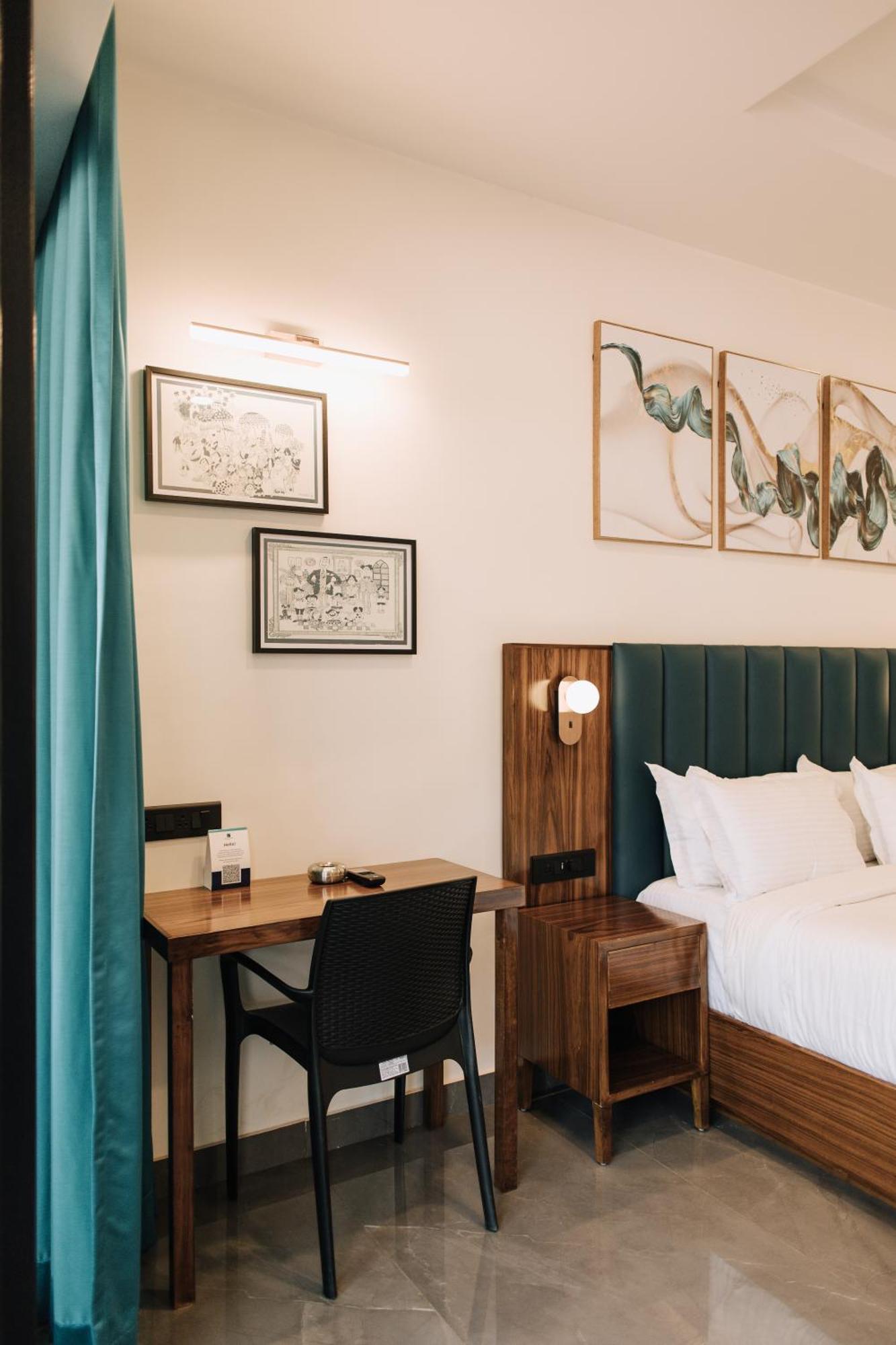 Anjuna Blue Resort ภายนอก รูปภาพ