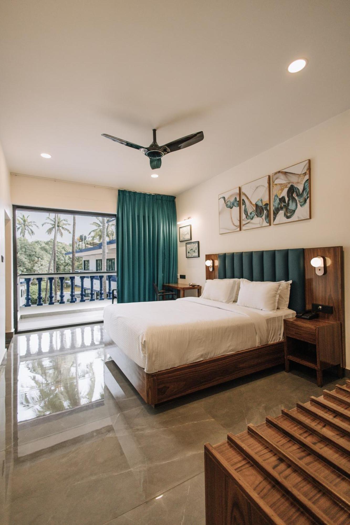 Anjuna Blue Resort ภายนอก รูปภาพ