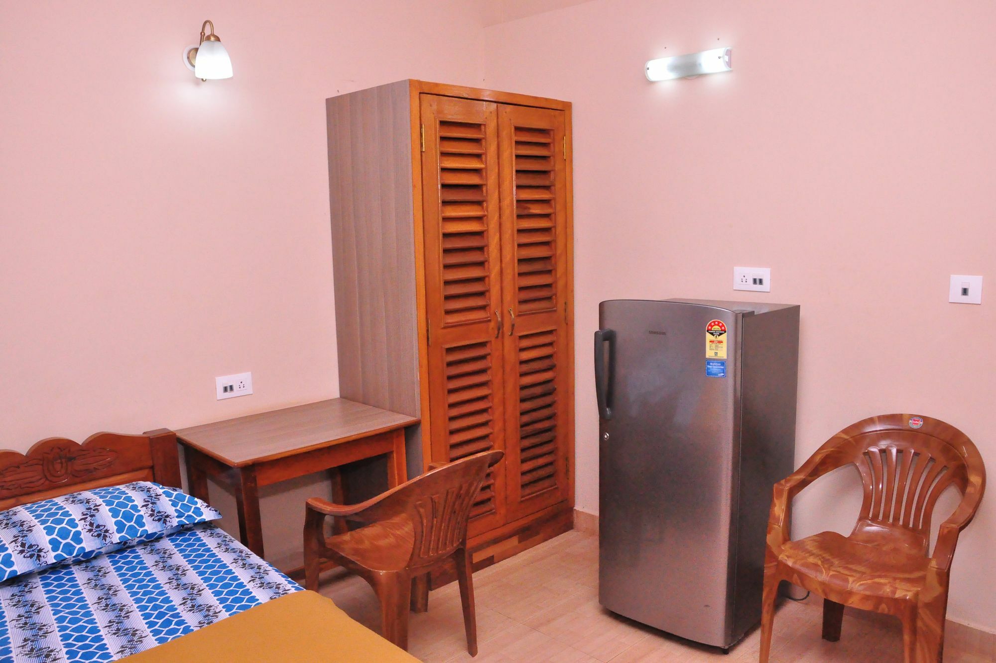 Anjuna Blue Resort ภายนอก รูปภาพ