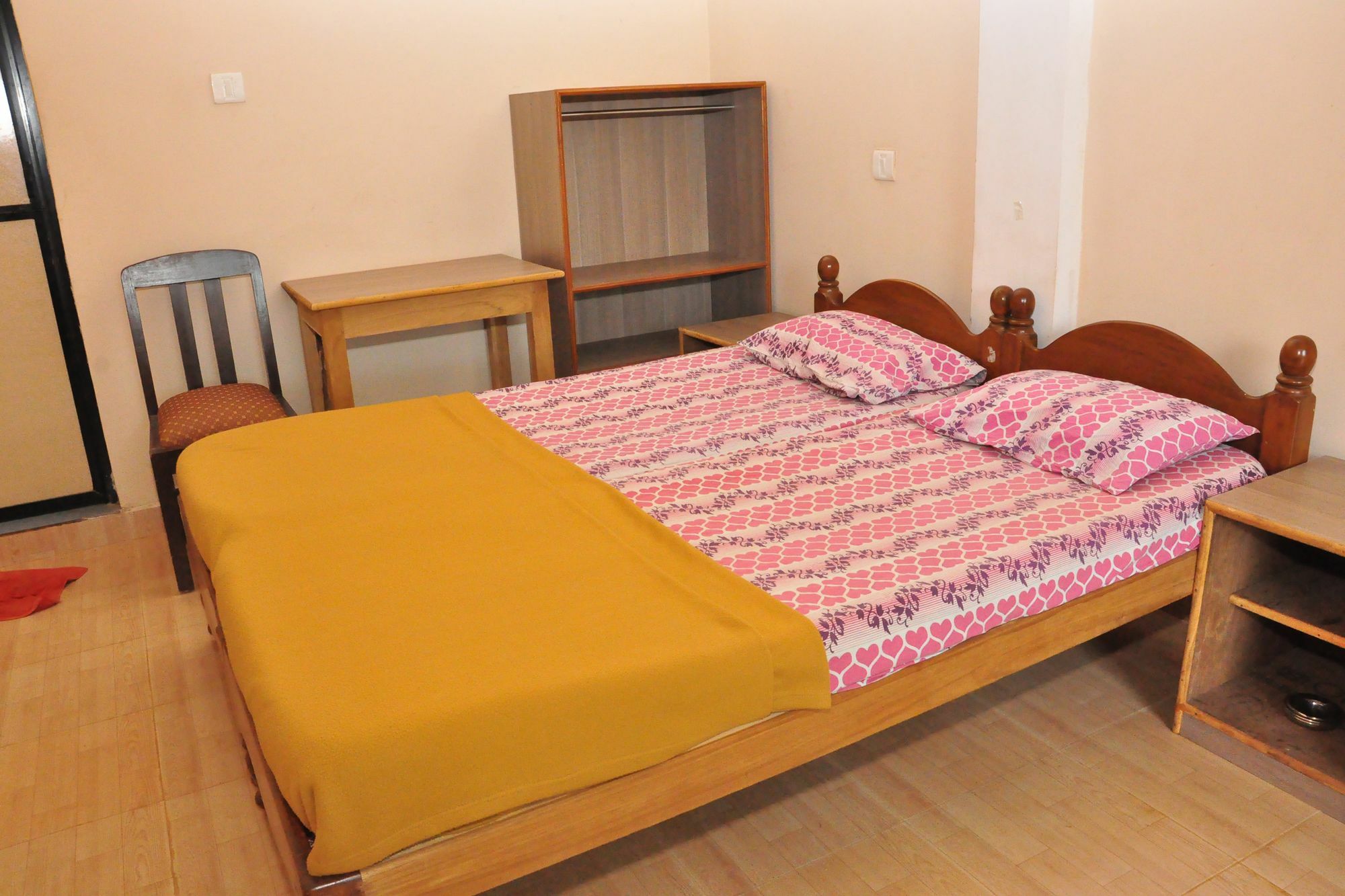 Anjuna Blue Resort ภายนอก รูปภาพ