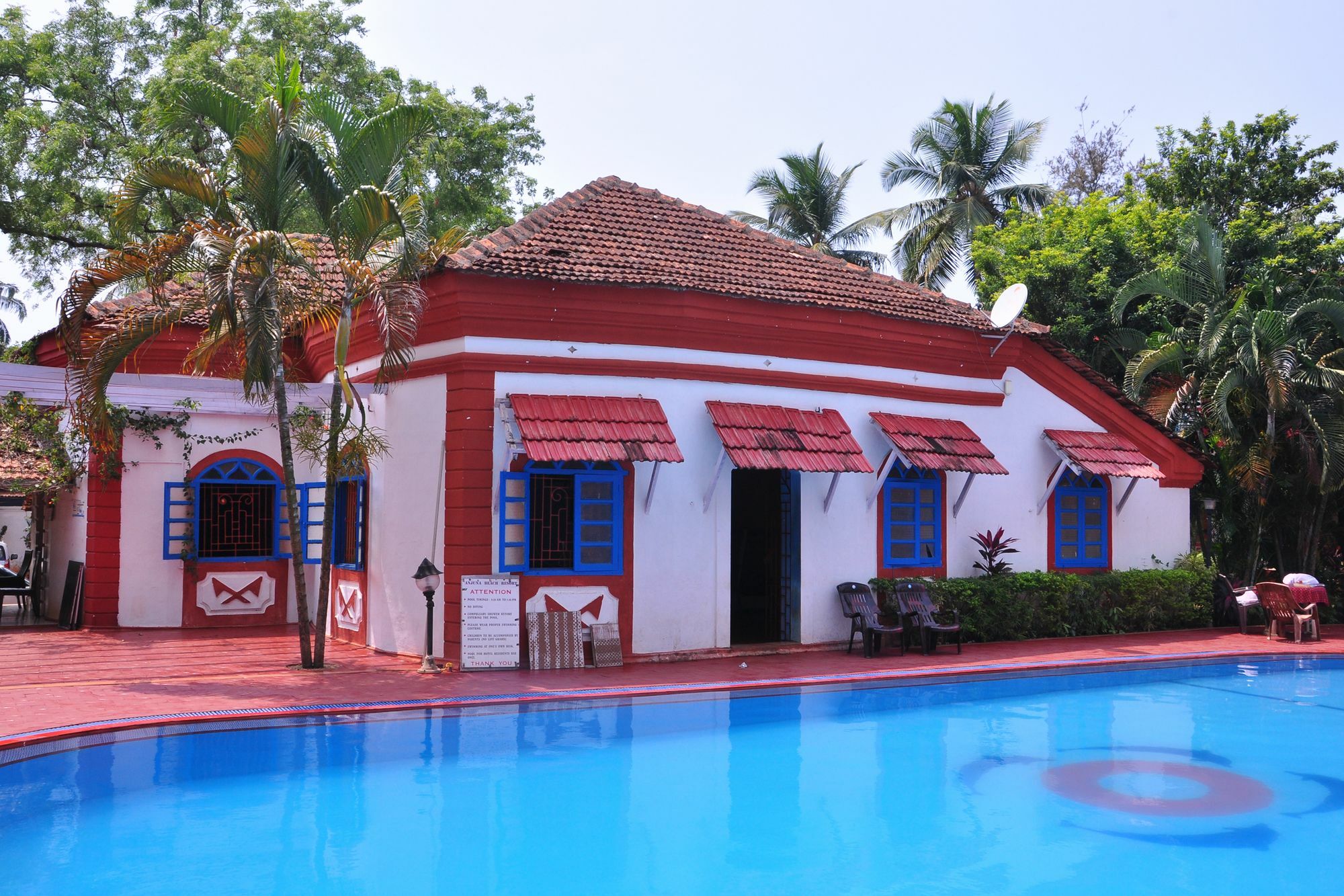 Anjuna Blue Resort ภายนอก รูปภาพ